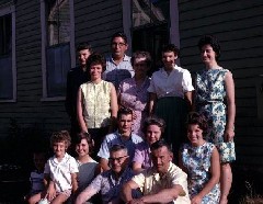 Bobbie,Bill Coon, Sharon Woodward, Maude Bennett, Shirley, Ruth
Melanie, Marilyn, Allan, Alice Haydock Bennett, Ann, Durward Bennett, Gordon Bennett